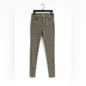 American Eagle Camo High-Rise Jeggings Size 4 | Next Level Stretch 27.5” Inseam